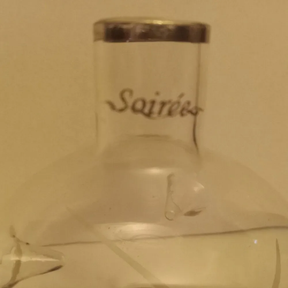 Soirée In Bottle Wine Aerator With Base